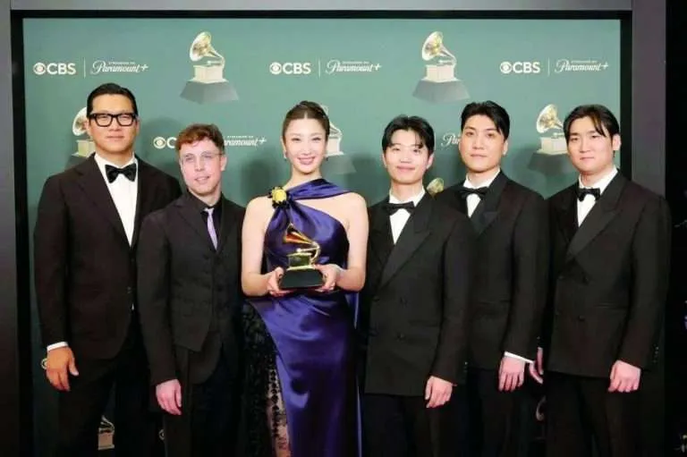 Premios Grammy mantiene categoría de Pop Asiático pese a críticas de BTS