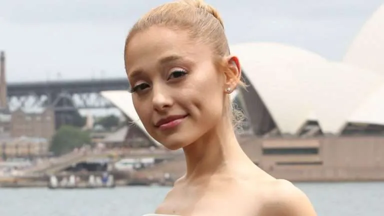 ¿Familia de Ariana planea intervenirla por su salud?