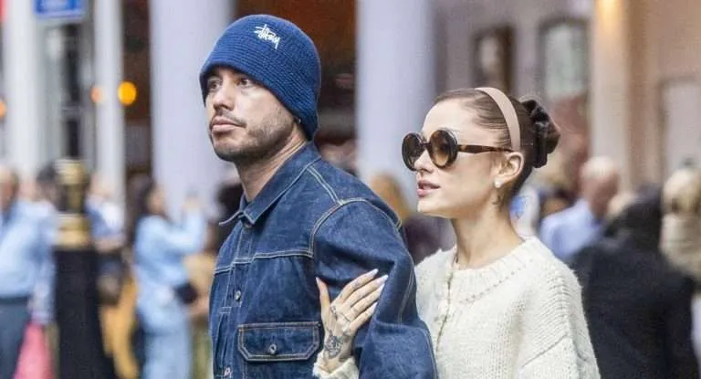 Ariana Grande presume romance con Ricky Álvarez en sus redes
