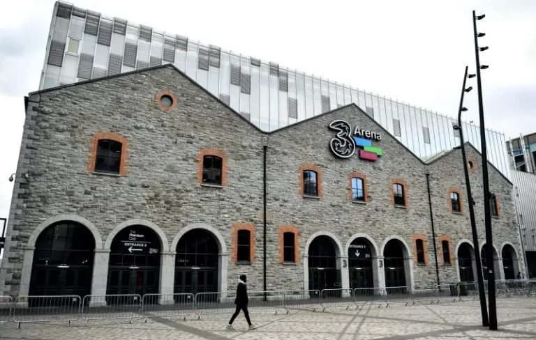 Adolescentes irlandeses recibirán un vale de 100 € para gastar en eventos culturales